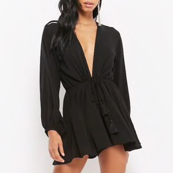 Forever 21 Pants - ❌SOLD❌ - F.21 Tassled plunging romper
